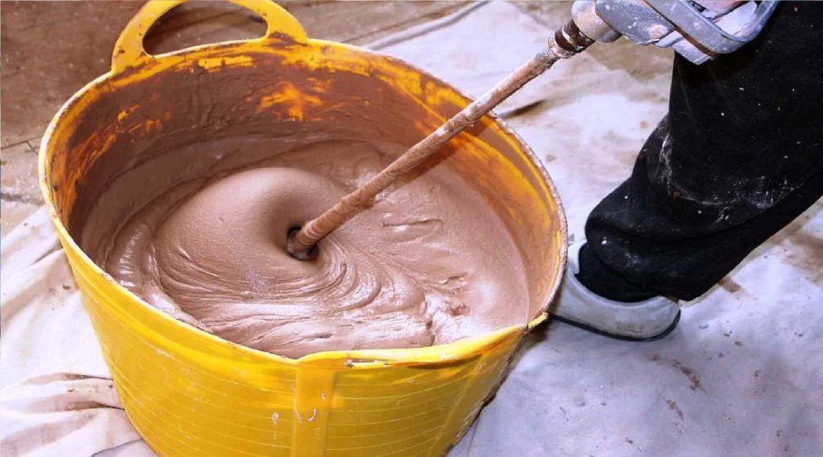 Замешивание штукатурного раствора