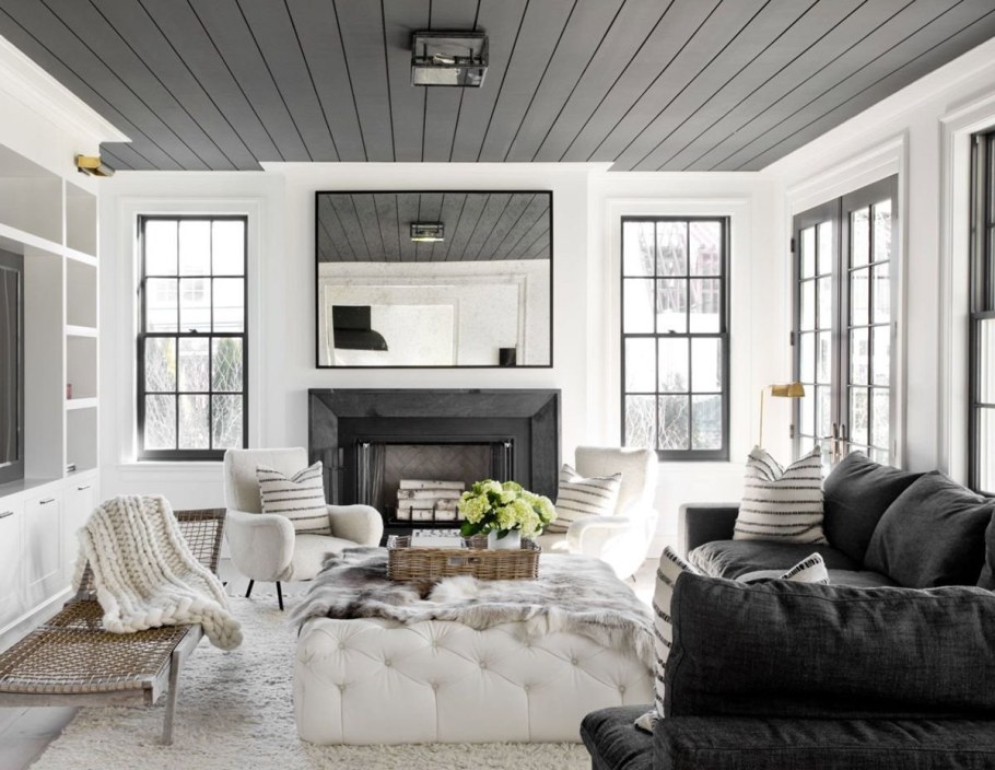 Дерево в интерьере гостиной