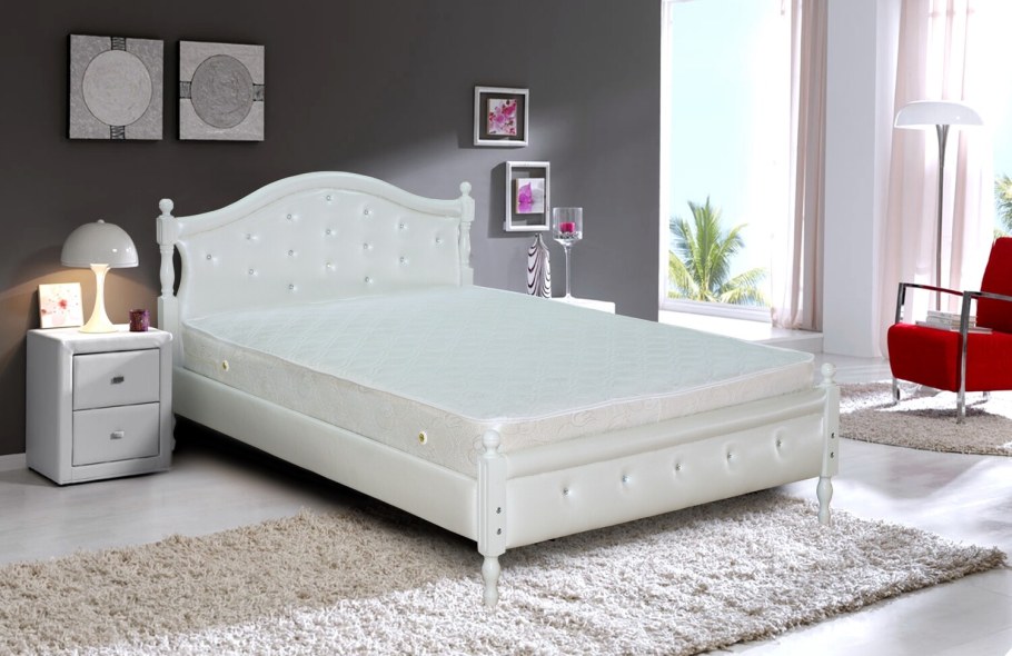 Кровать белая двуспальная