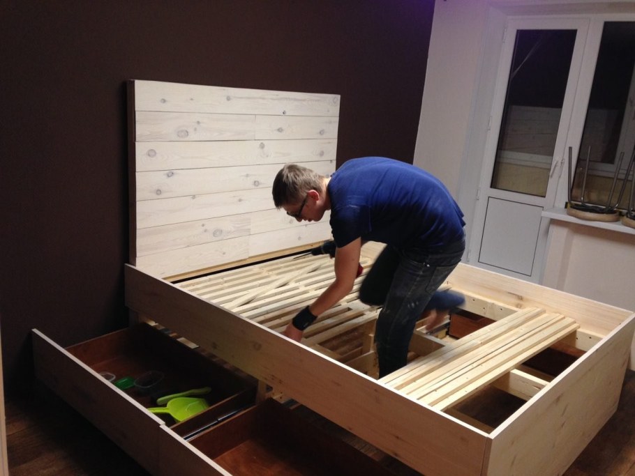 Двуспальная кровать своими руками