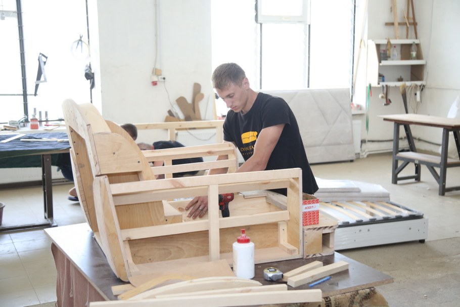 Мебель в Чадыр Лунге