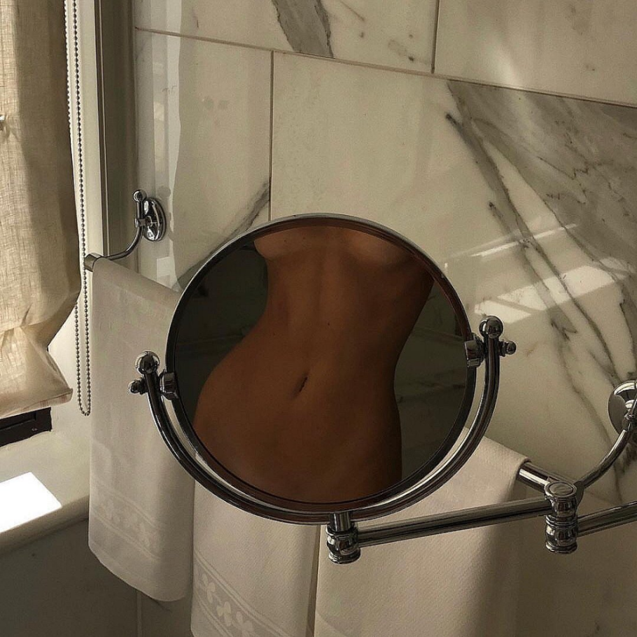 Эстетика женского тела в зеркале