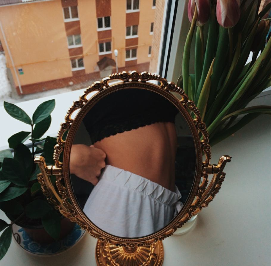 Фотосессия с зеркалом