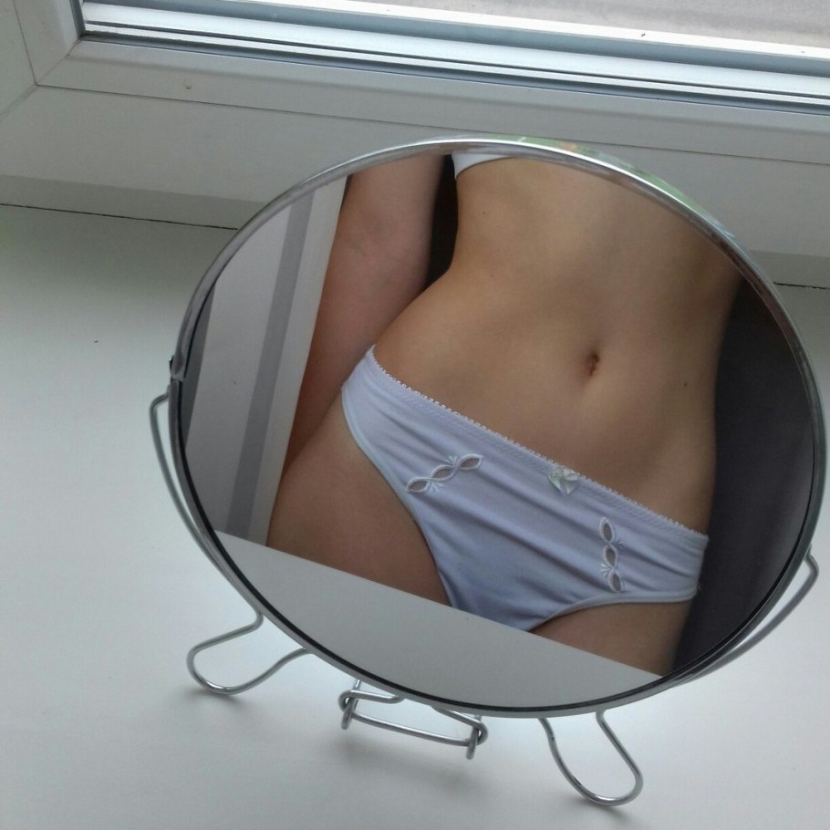 Эстетика талия в зеркале