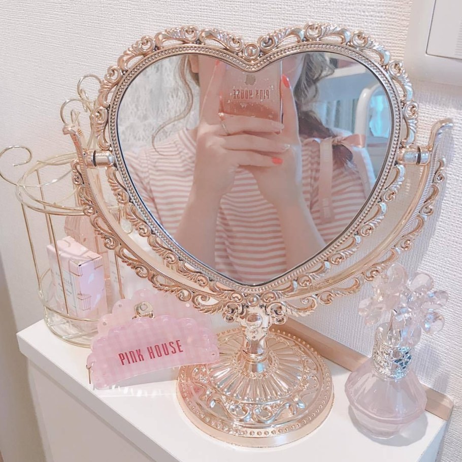 Очень красивое зеркало