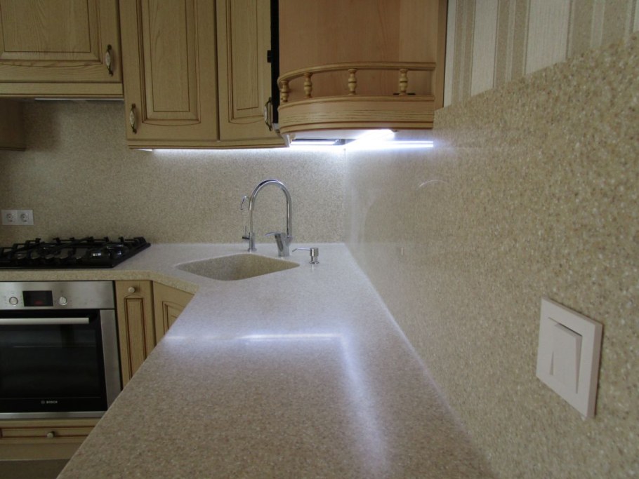 Staron ps820 Pebble Saratoga