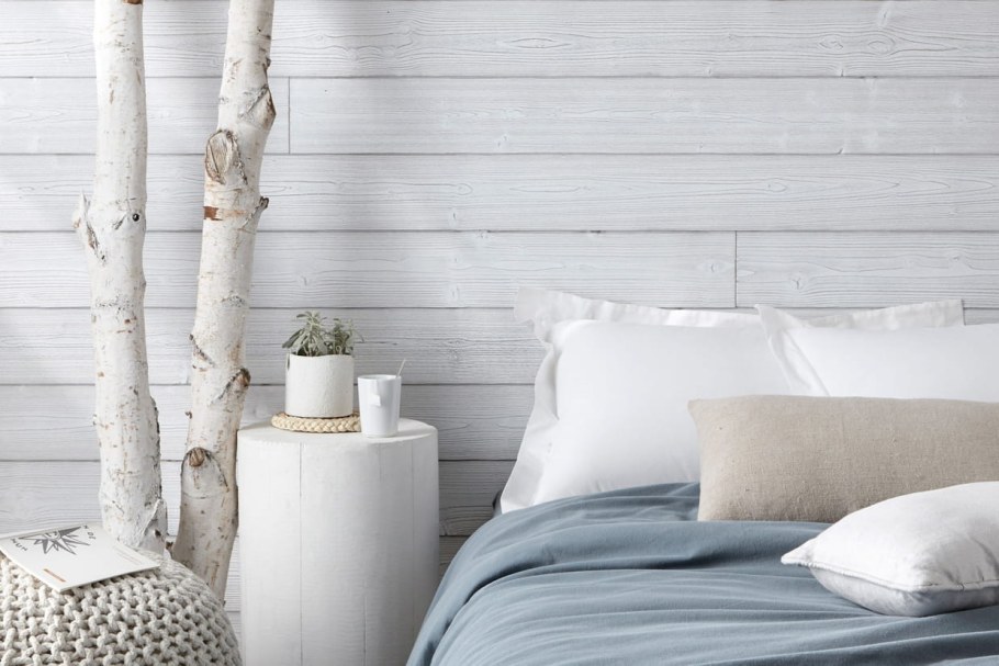 Белые деревянные стены в интерьере