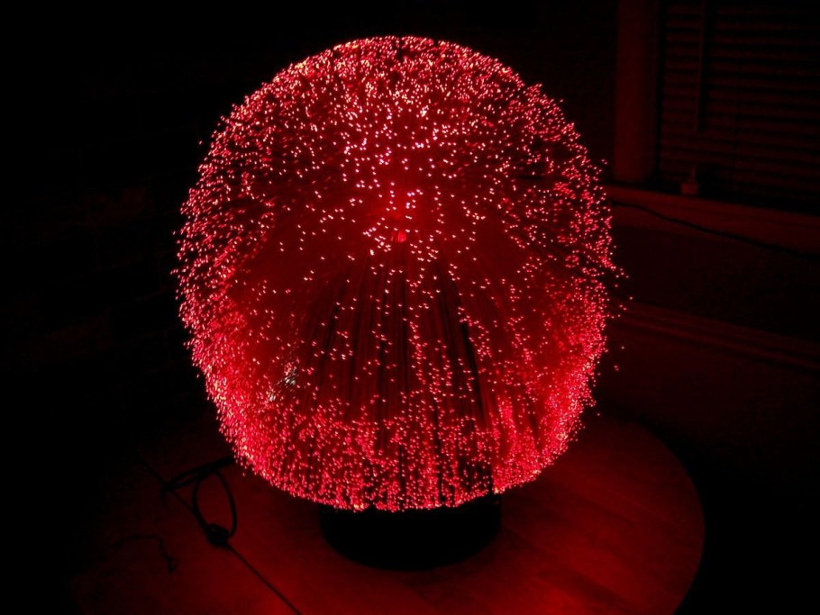 Светильник из оптического волокна