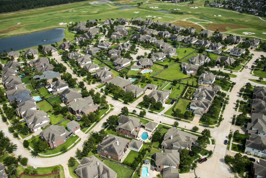 Американский пригород Субурбия