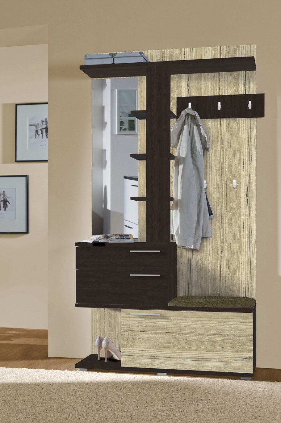 Стенка в прихожую