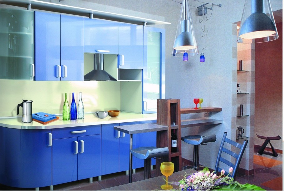 Синие кухни