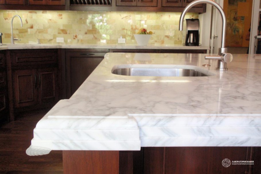 Столешница Оникс белый мрамор