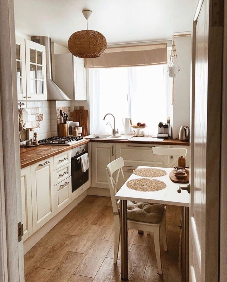 Интерьер маленькой кухни