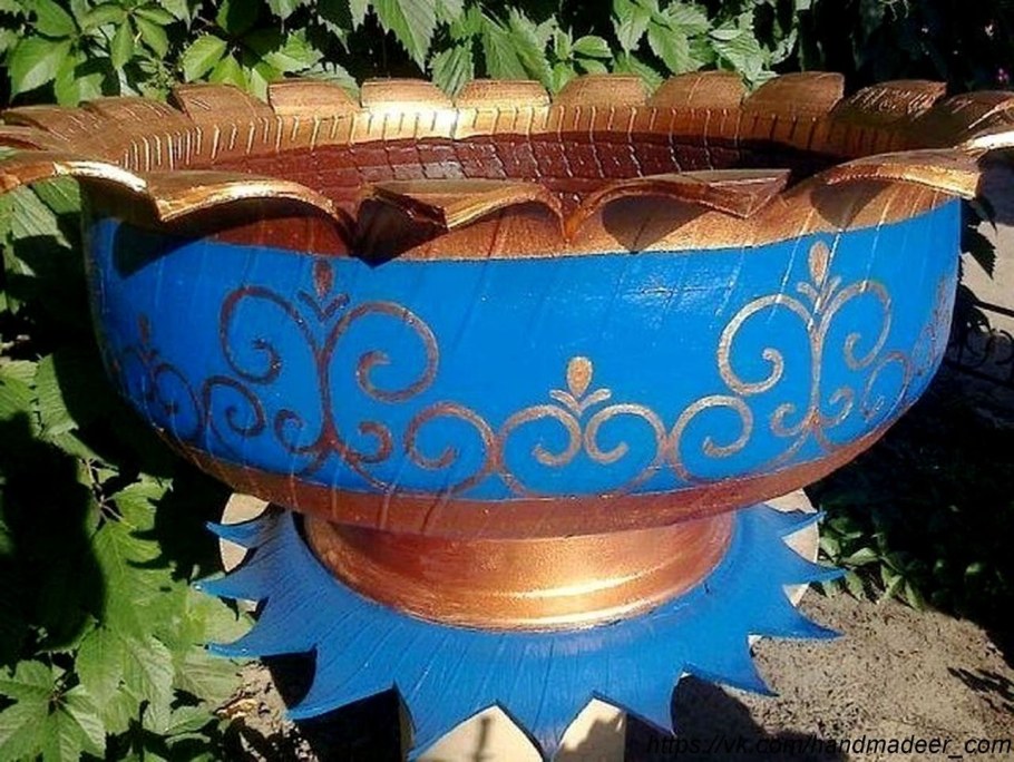 Цветочница из покрышек