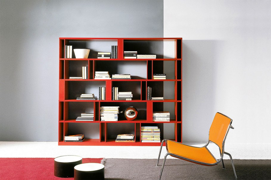 Стильный стеллаж