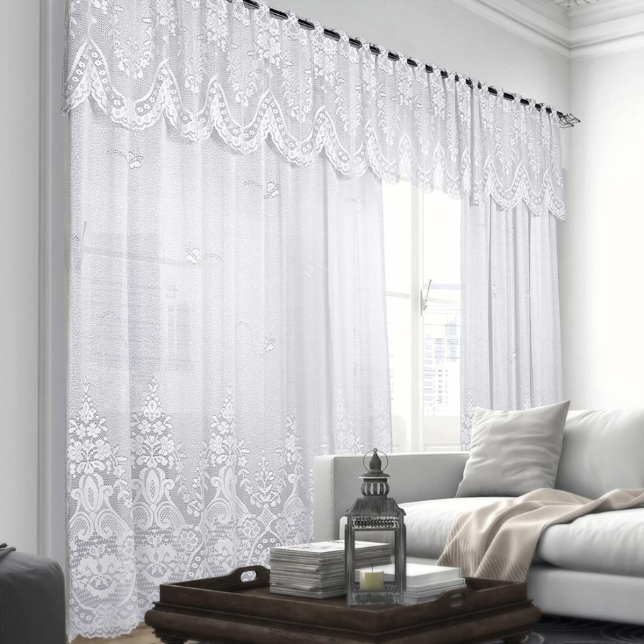 Белоснежная тюль в гостиную