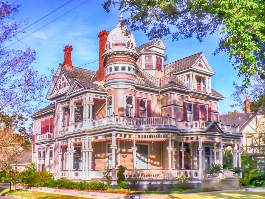 Особняк Бартон мэншион