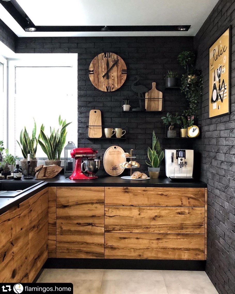 Кухня под дерево