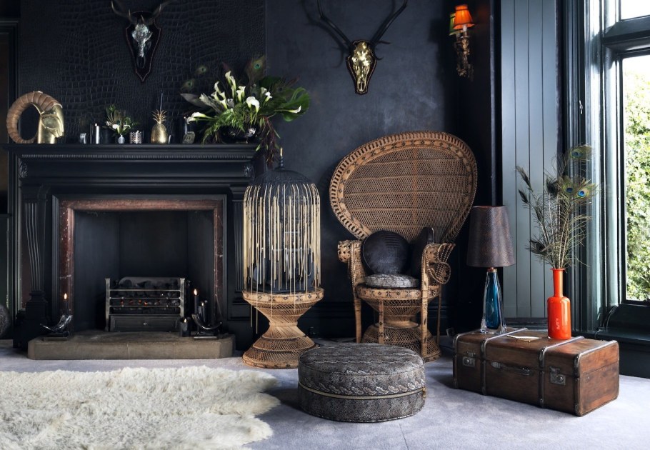 Гостиная в готическом стиле