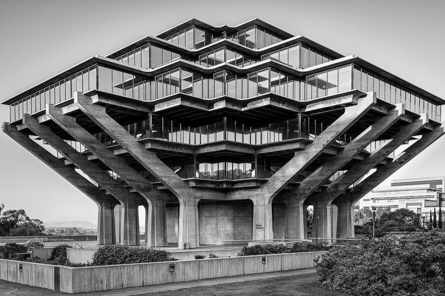 Библиотека Гейзеля, Калифорния