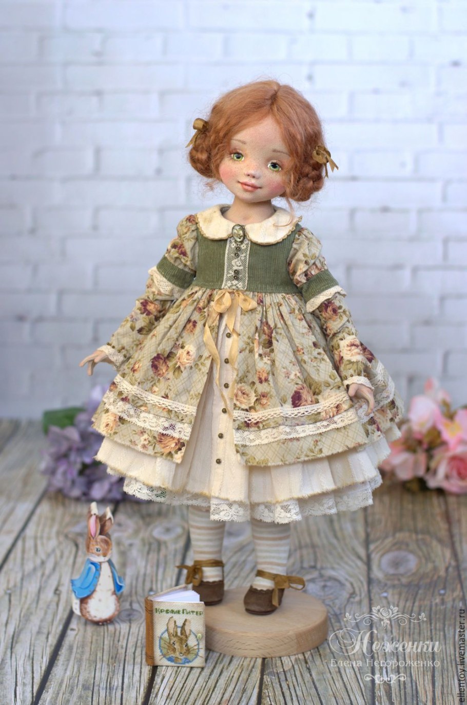 Винтажная текстильная кукла