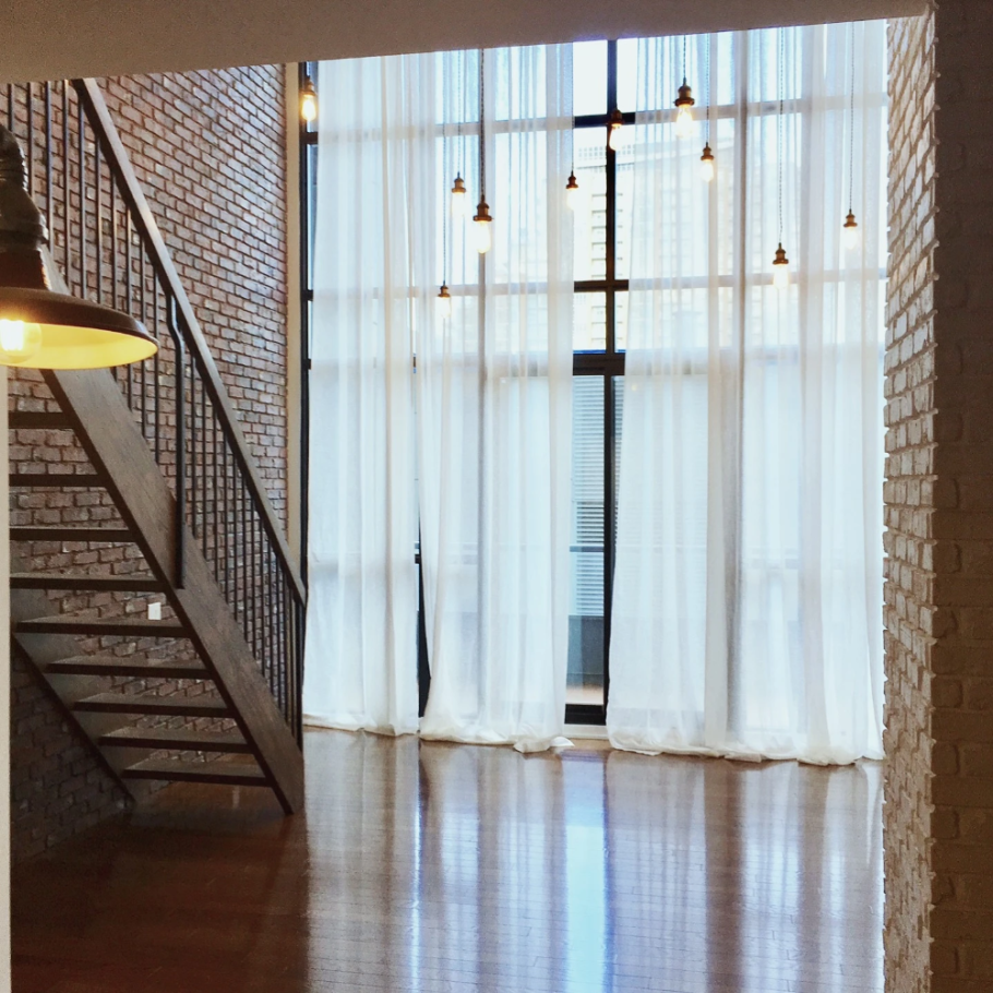 Шторы в стиле лофт