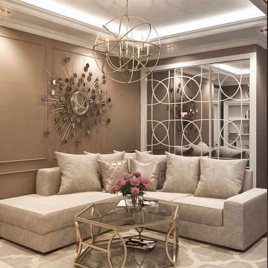 Зеркальное панно на стену в гостиную