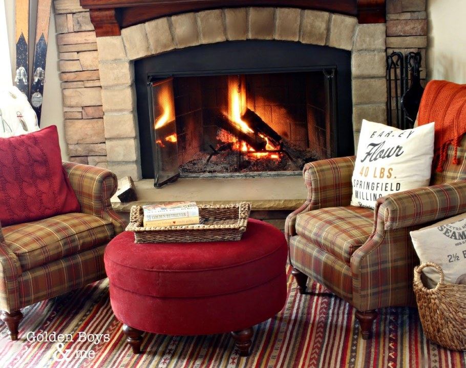 Кресло к камину