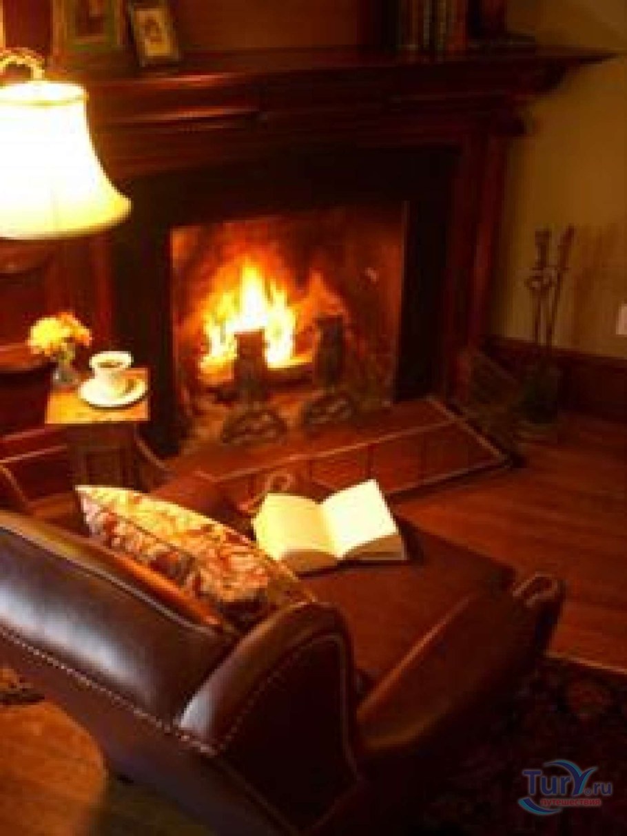 Уютный домик с камином