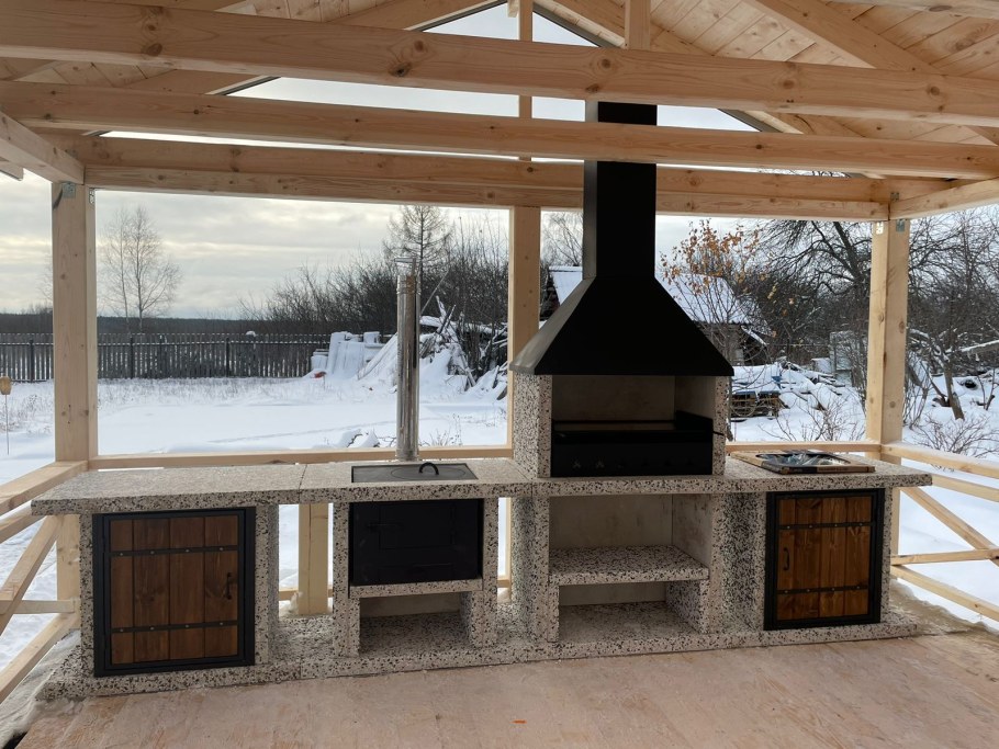 Дорогой мангальный комплекс