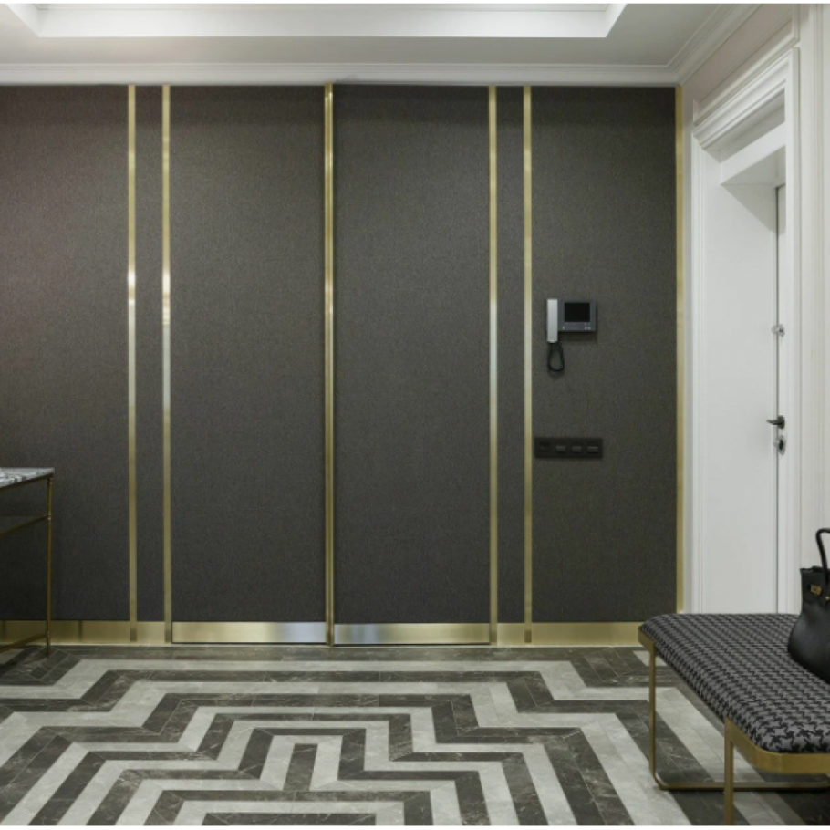 Латунные полоски в интерьере