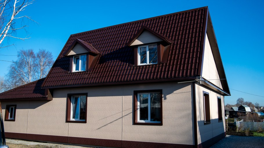 Кровля - металлочерепица Interprofil.