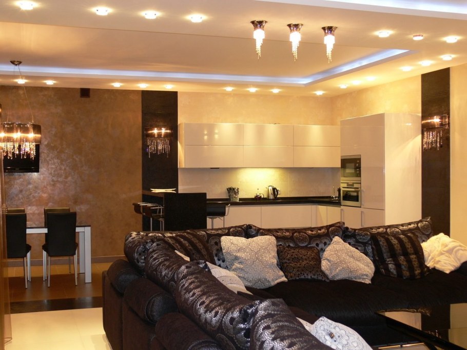 Потолок кухня гостиная