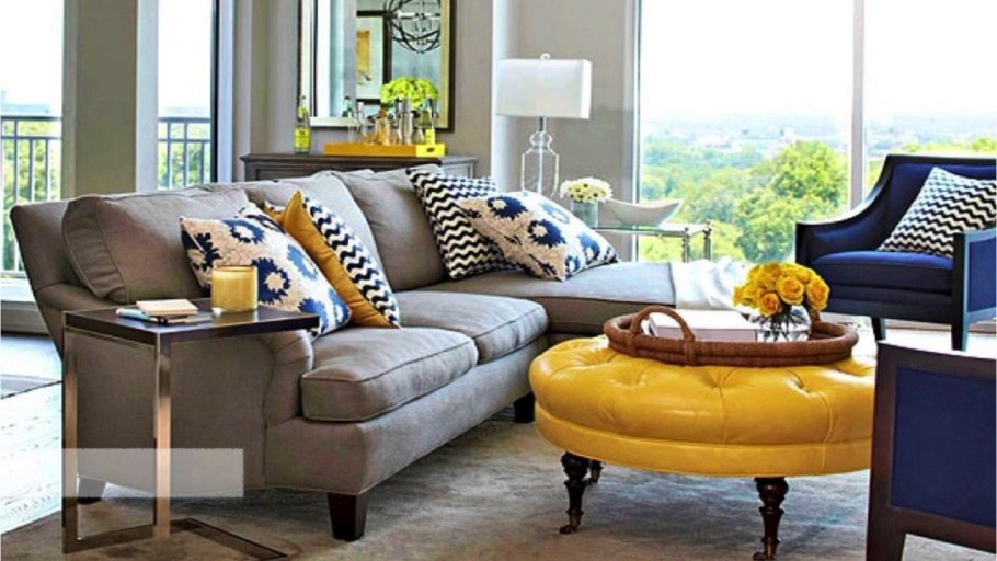 Желтый диван в интерьере