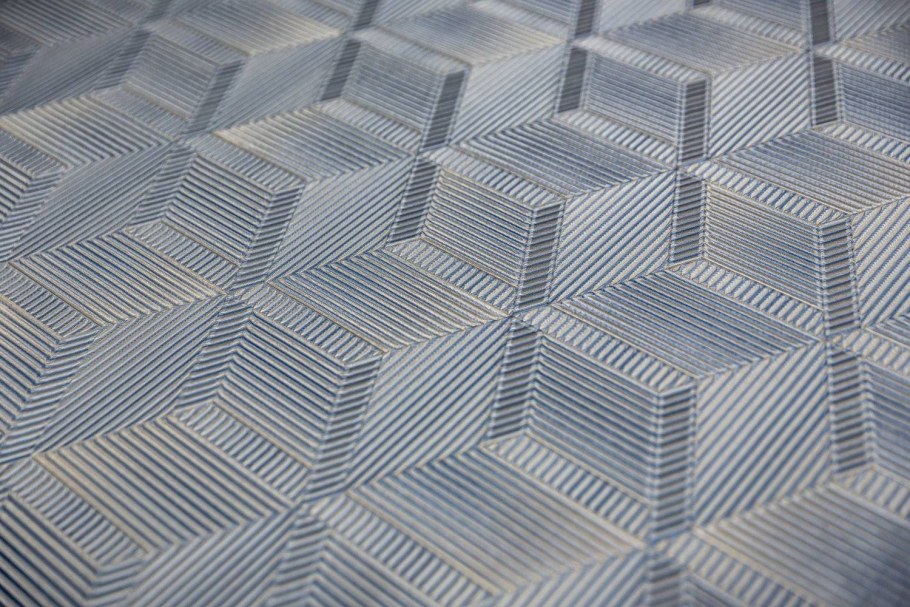 Плитка с геометрическим рисунком
