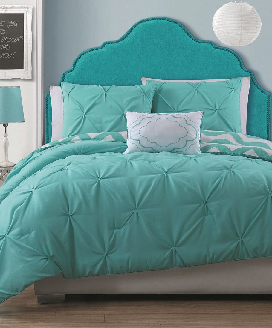 Покрывало на кровать бирюзового цвета