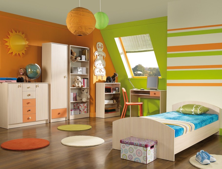Оранжевая комната для мальчика