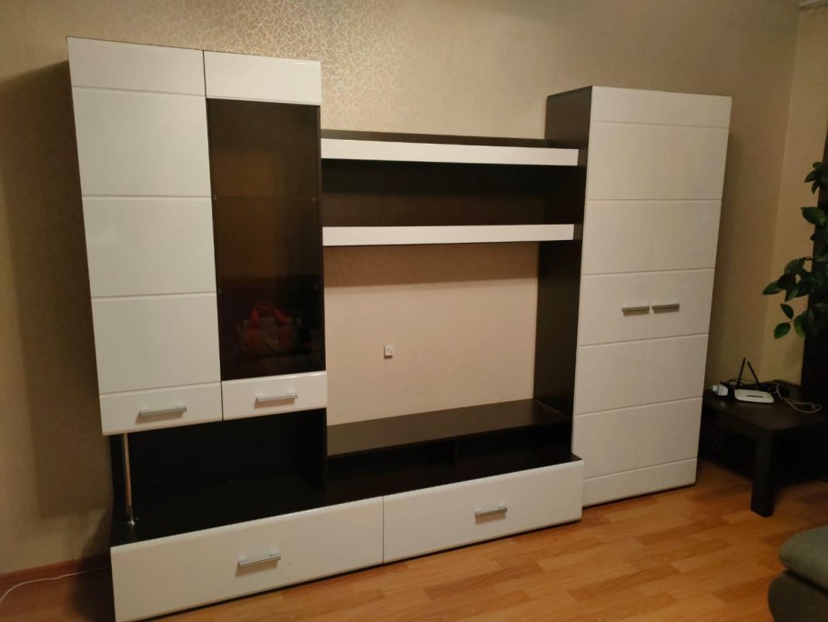 Стенка Ненси-1 белый глянец