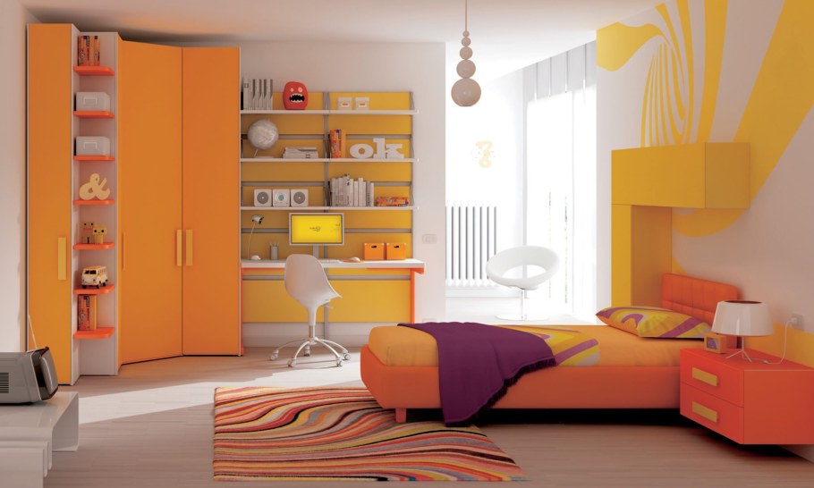 Детская в оранжевых тонах