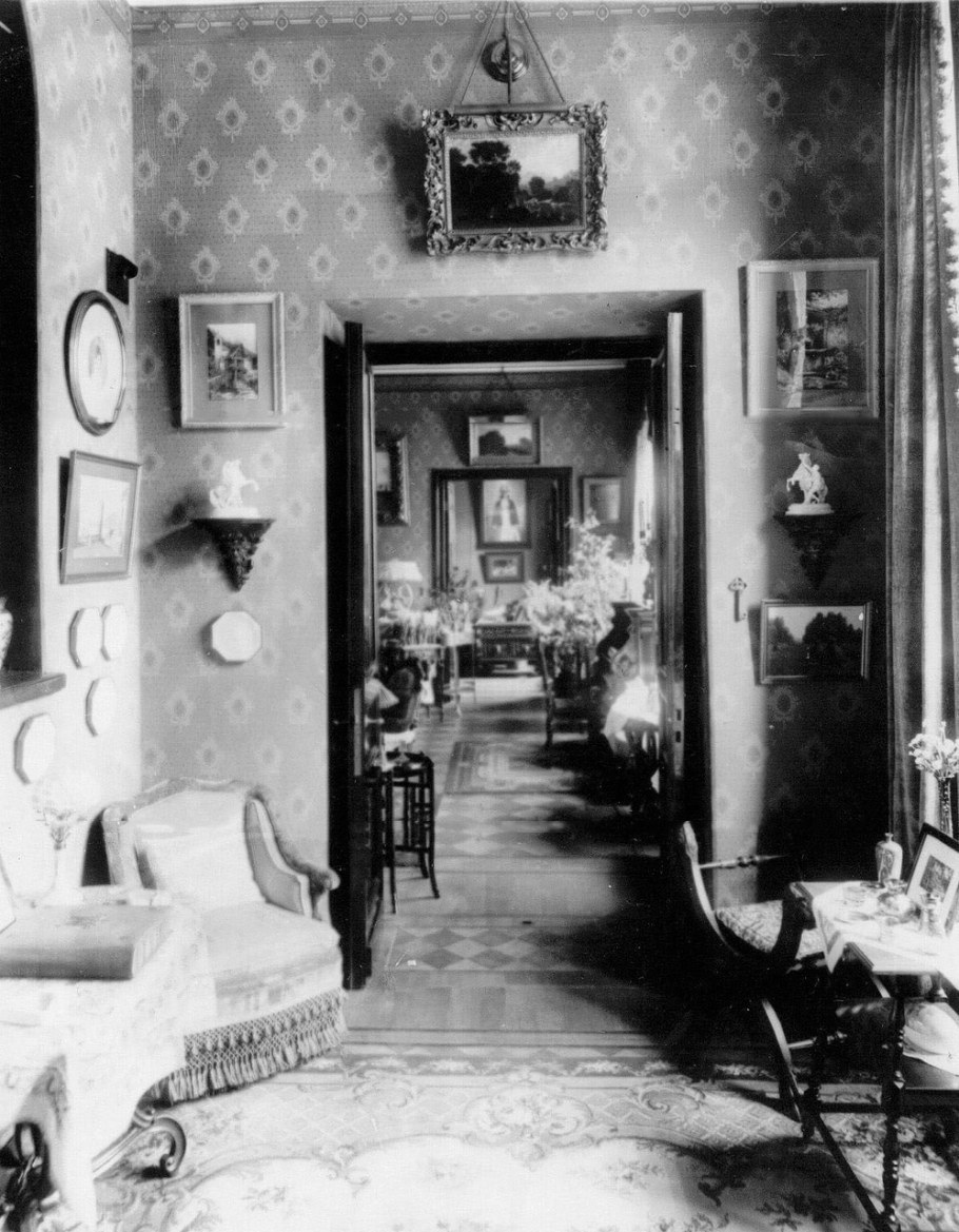 Дореволюционный стиль в интерьере