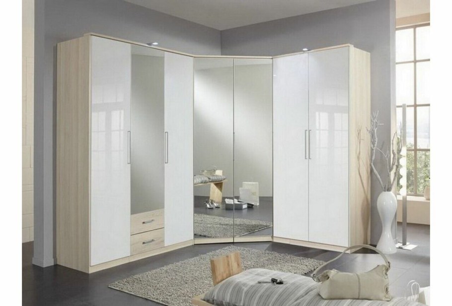 Угловой шкаф в спальню