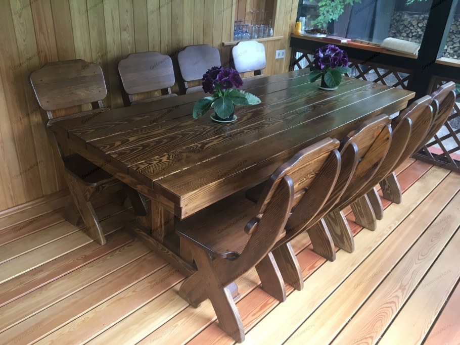 Стол в беседку