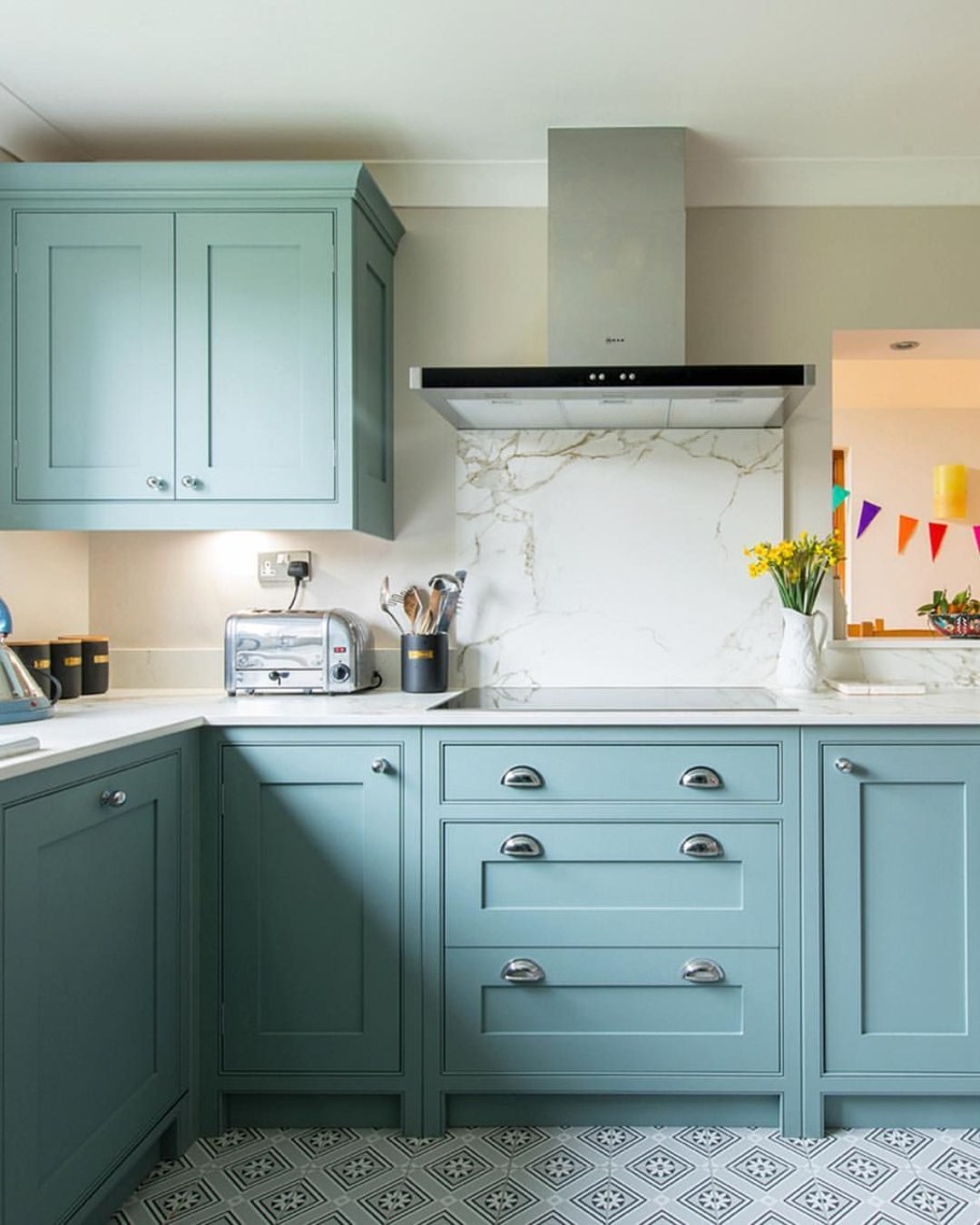 Кухня в голубом цвете