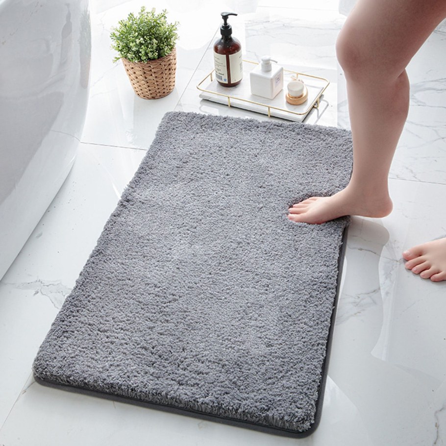 Коврики для ванной из полиэстера