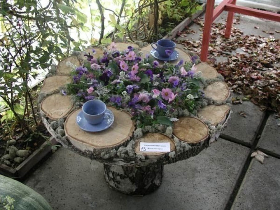 Оригинальные клумбы на даче