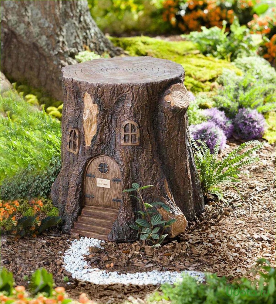 Домики из пней для сада