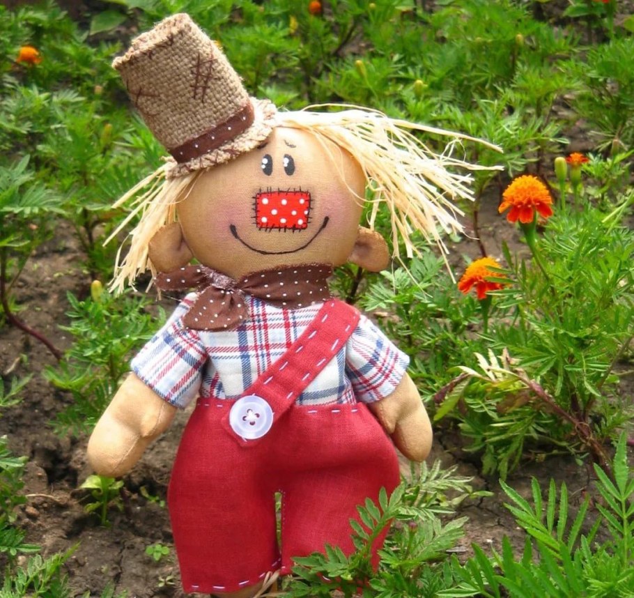 Пугало в саду