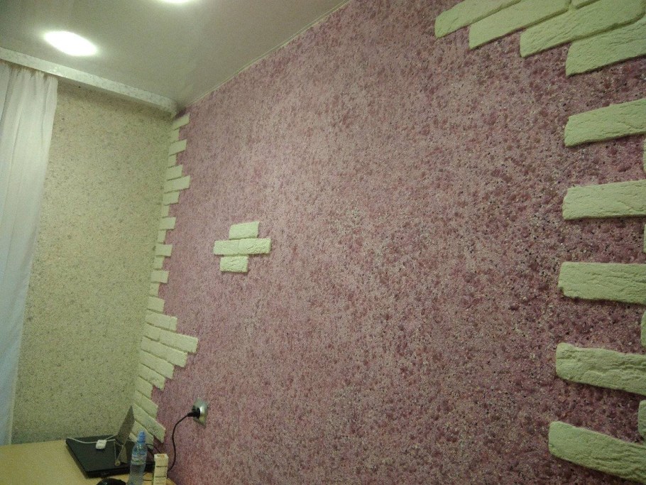 Отделка стен жидкими обоями