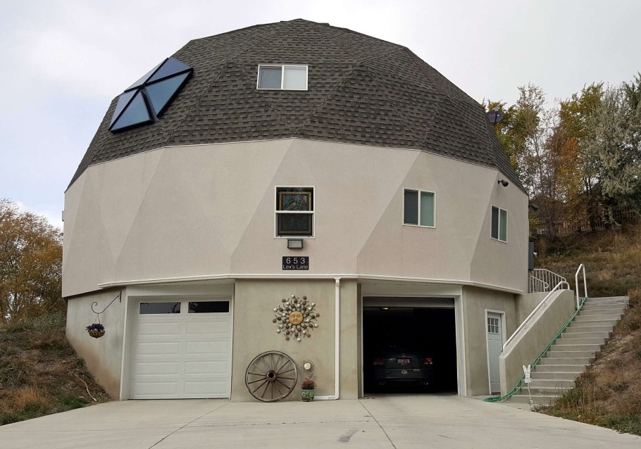 Круглый домик