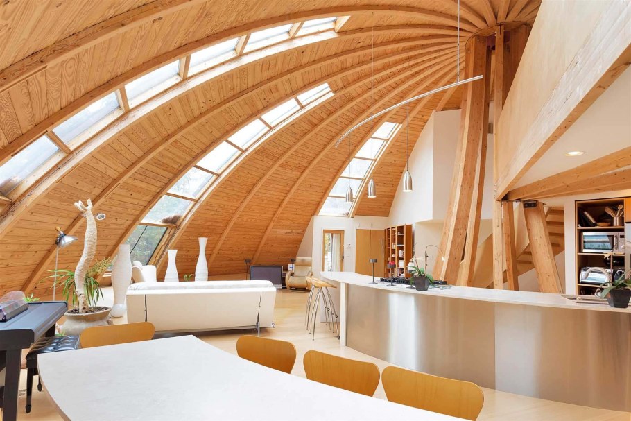 Стратодезический купольный дом интерьер